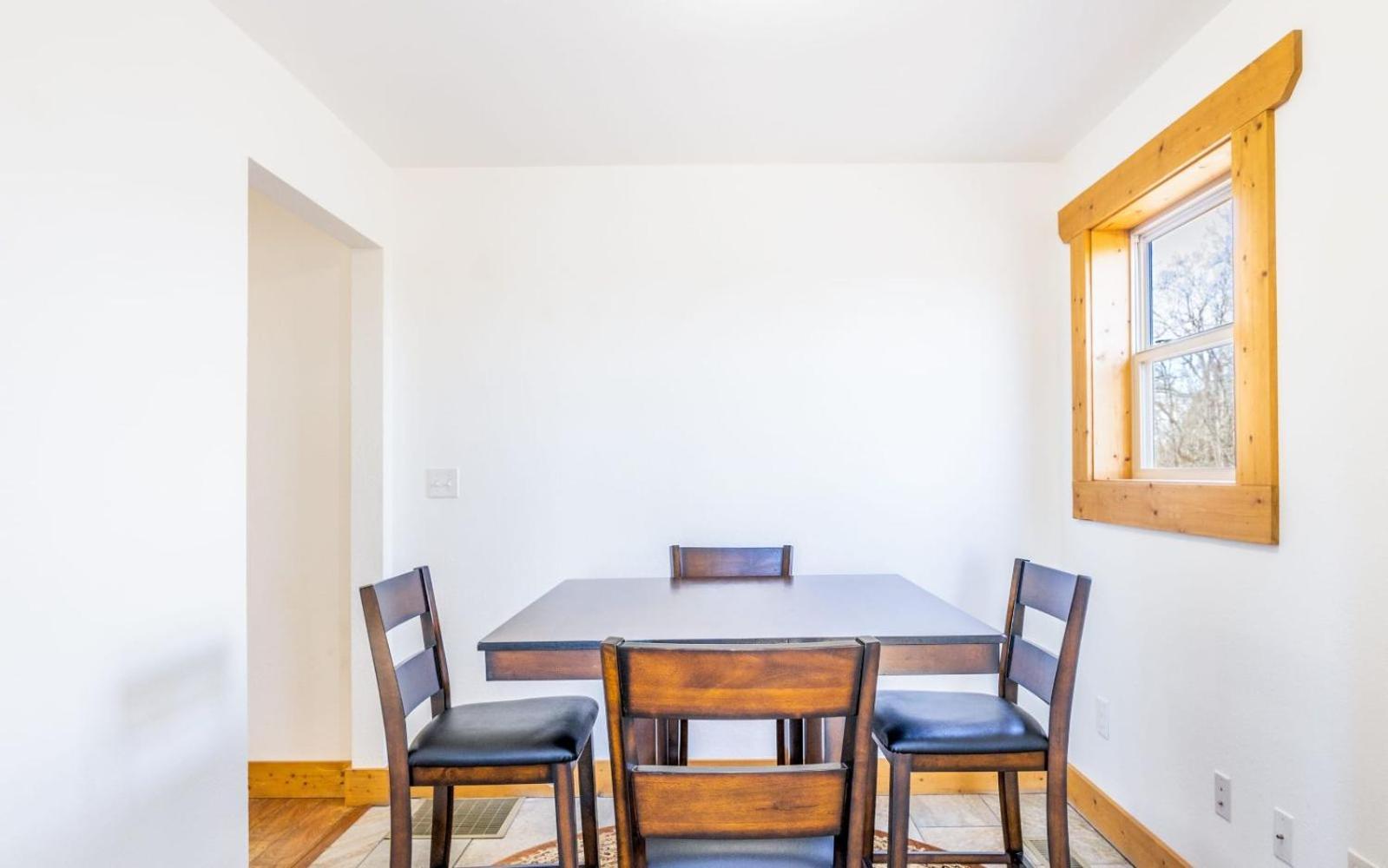 סביירוויל Woodland Chalet מראה חיצוני תמונה
